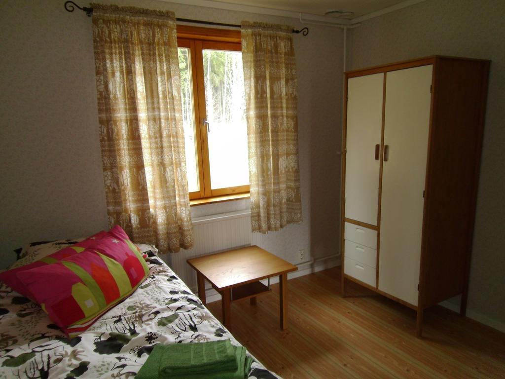 A Pousada Mellangarden Vasterbykil Quarto foto