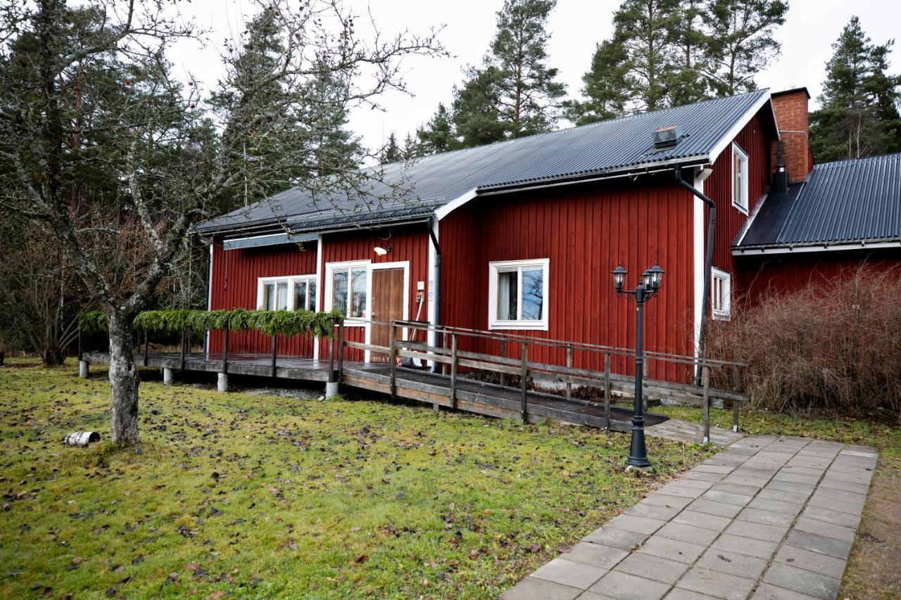 A Pousada Mellangarden Vasterbykil Exterior foto